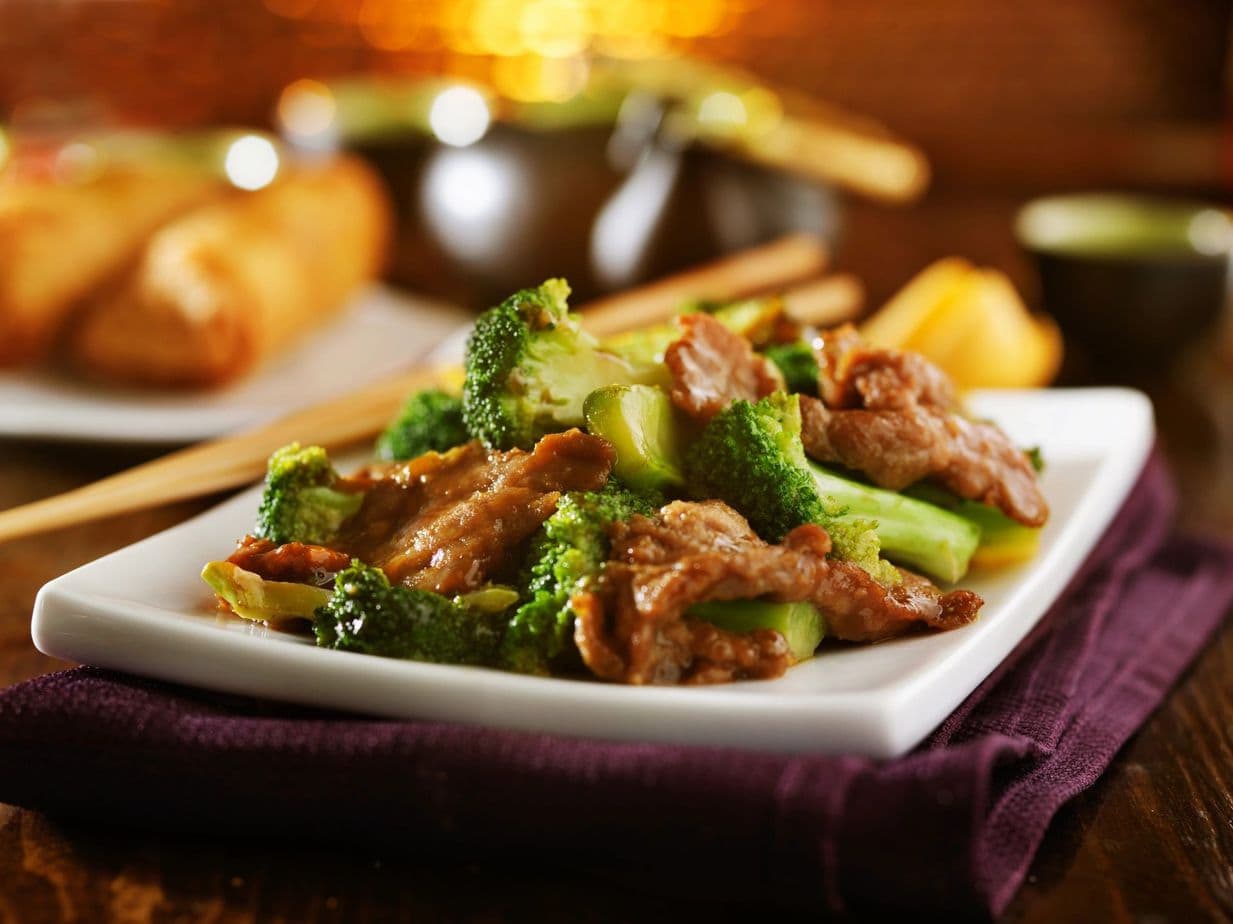 healthy restaurant beef with broccoli